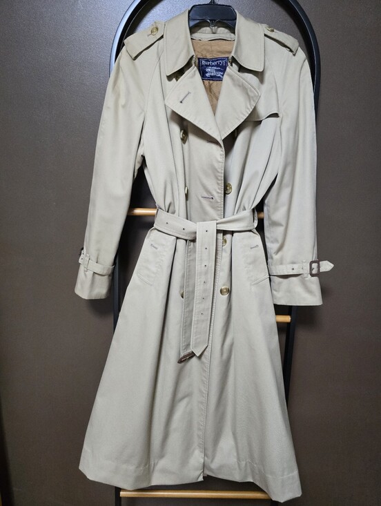 Burberry Jackets & Blazers - Vintage Burberry Beige Plaid Lined Trench Coat, With Removable Liner